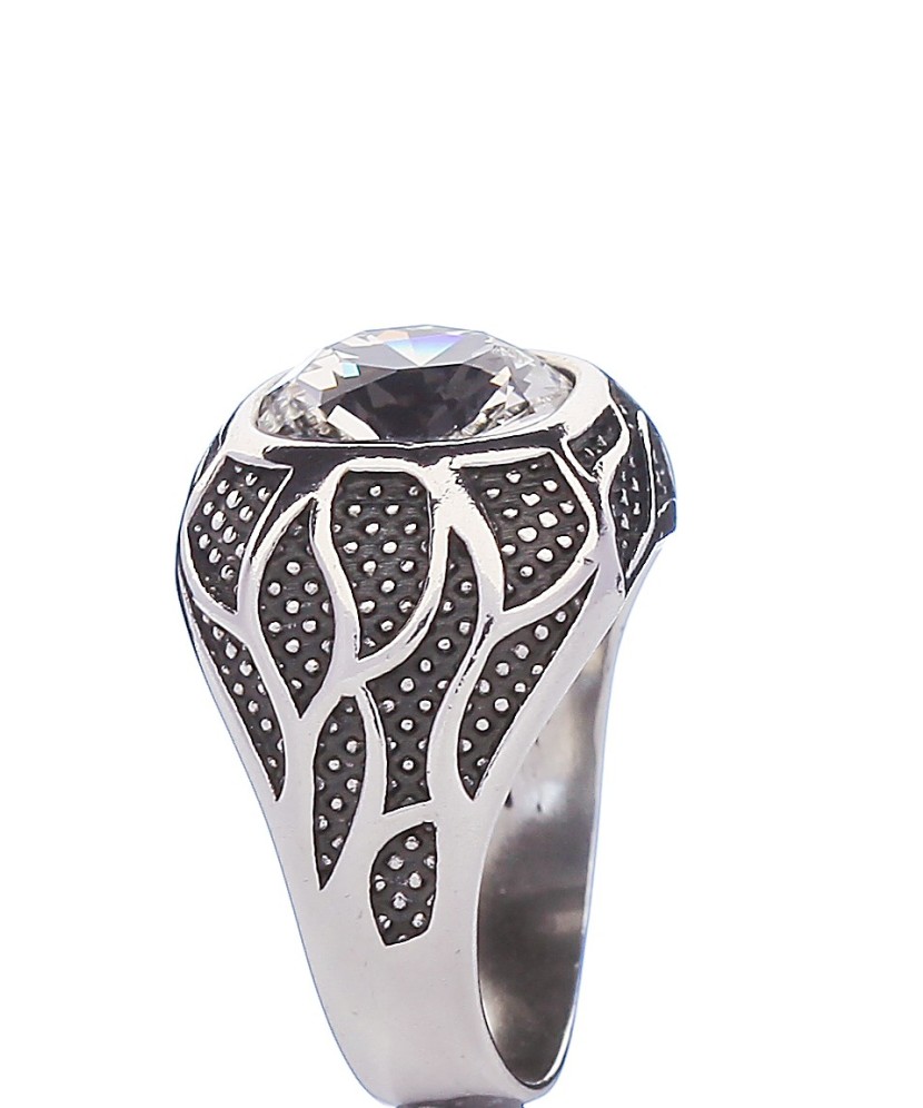 Sudraba gredzens ar kristālu - Sidabriniai žiedai - Goldinga