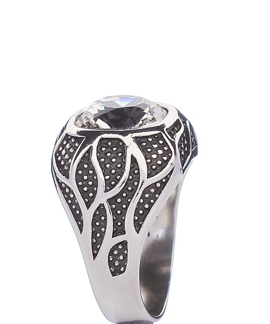 Sudraba gredzens ar kristālu - Sidabriniai žiedai - Goldinga