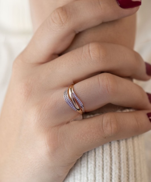 Zelta gredzens ar cirkonijiem