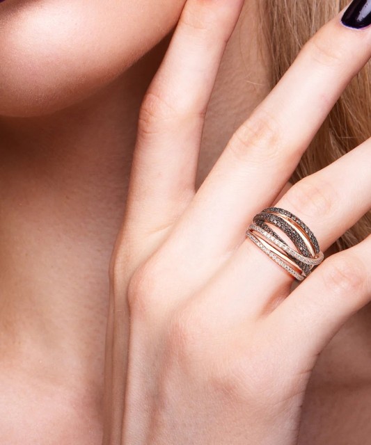 Apzeltīts sudraba gredzens ar cirkonijiem un špineļiem - Goldinga