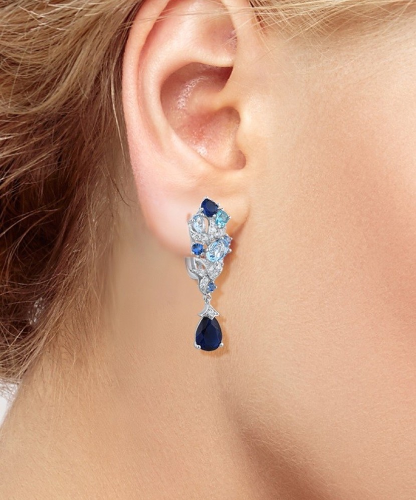 Серебряные серьги со шпинелями и цирконами