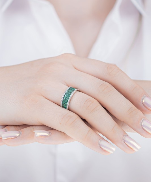 Sudraba gredzens ar cirkonijiemun špineļiem - Goldinga