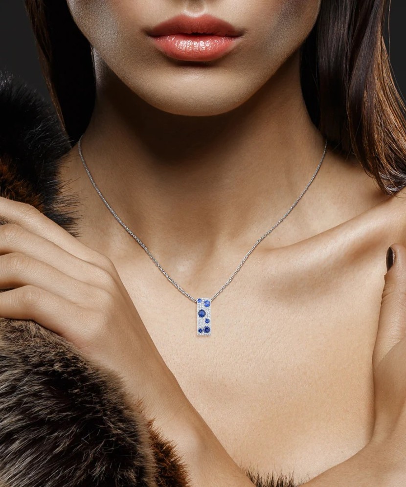 Sudraba kulons ar cirkoniem