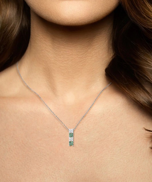 Sudraba kulons ar spineļiem un cirkoniem - Goldinga