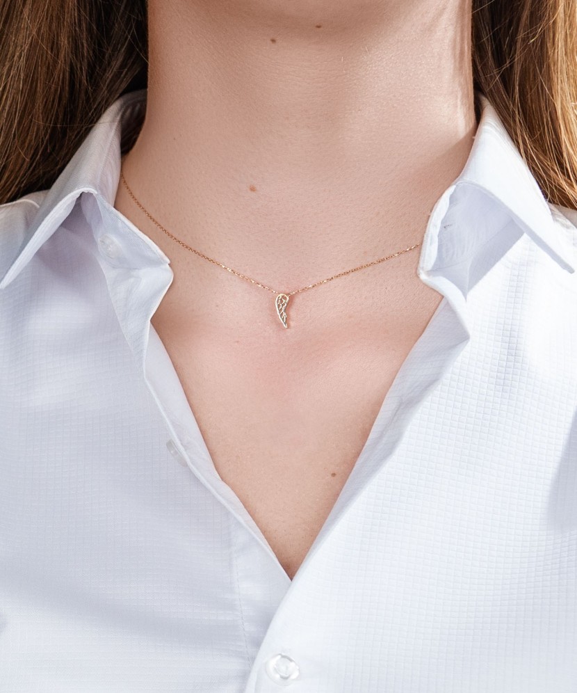 Zelta ķēdīte ar piekariņu "inglitiib"