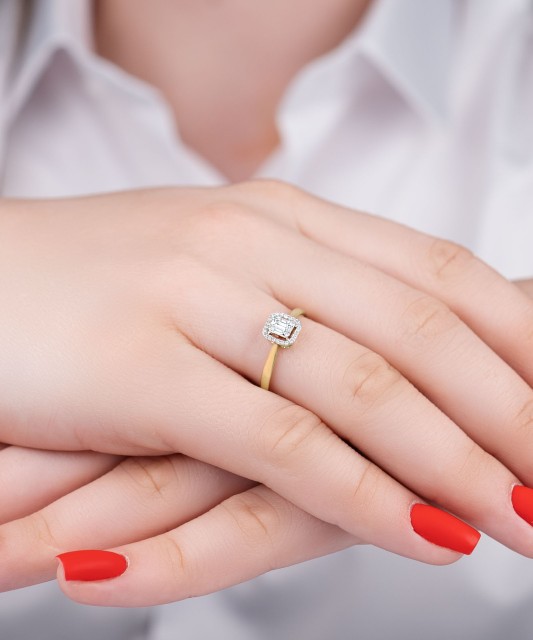 Dzeltena Zelta Gredzens Ar Dimantiem - Goldinga