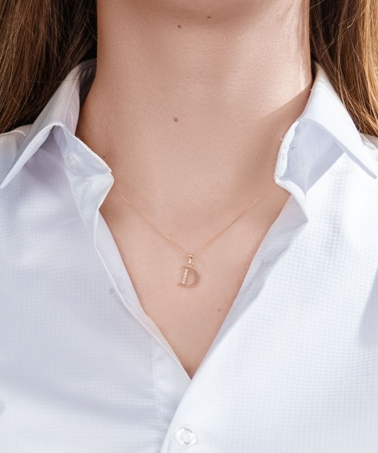 Золотой подвеска с цирконами буква D