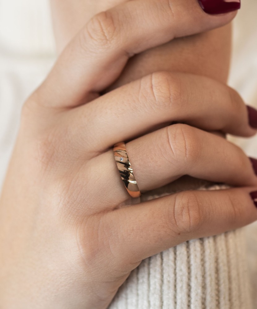 Zelta Gredzens Ar Cirkoniju - Goldinga