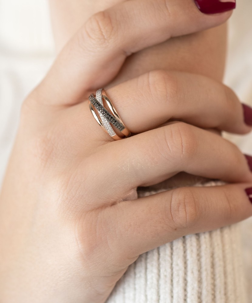 Золотое кольцо с бриллиантами