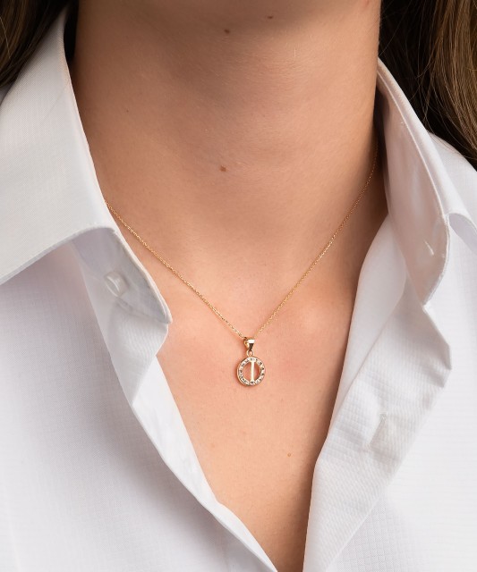 Золотой подвеска  с цирконами буква I