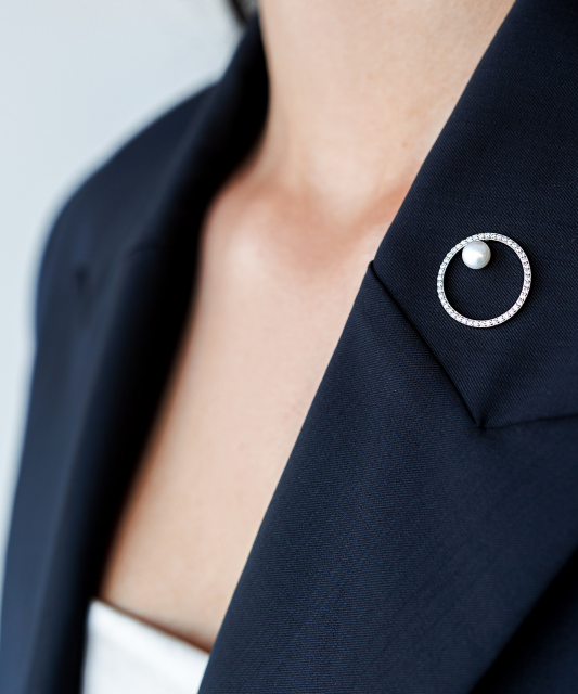 Sudraba sakta ar pērli un cirkonijiem