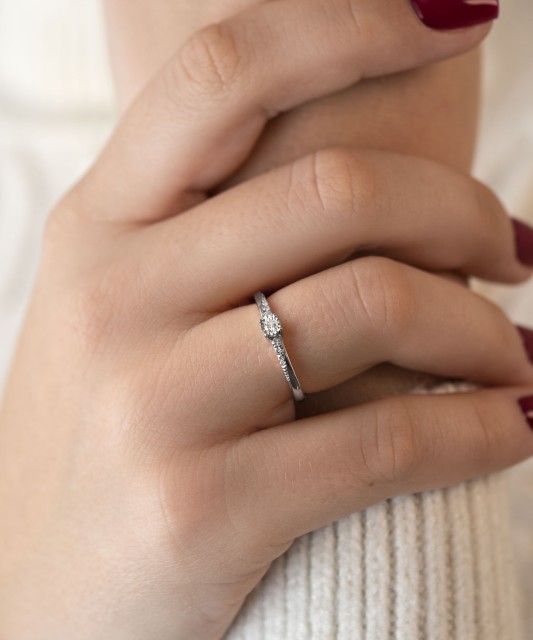 Baltā zelta gredzens ar briljantiem - Goldinga