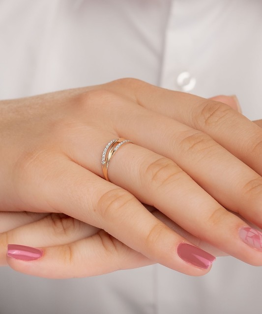 Zelta gredzens ar cirkonijiem - Goldinga