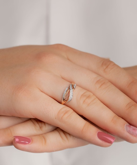 Zelta gredzens ar cirkoniju