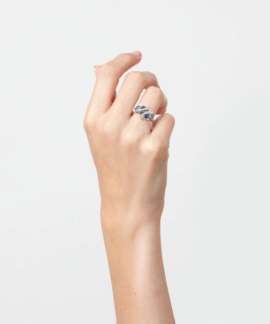 Sudraba gredzens ar cirkonijiemun špineļiem - Goldinga