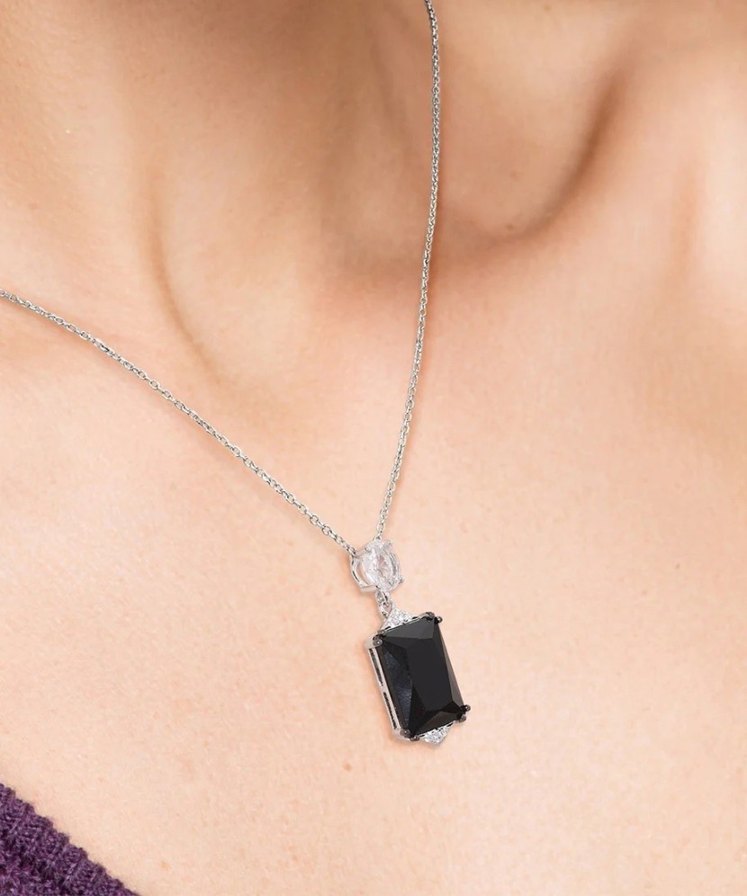 Серебряный подвеска с цирконами