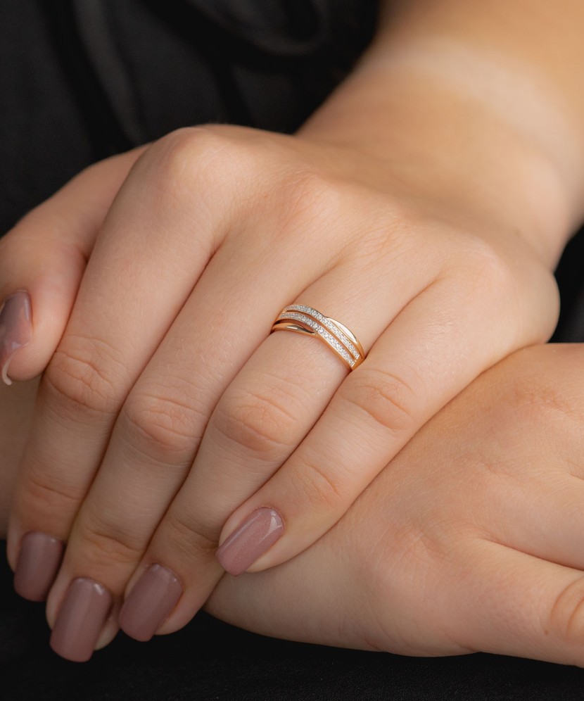 Золотое кольцо с алмазами