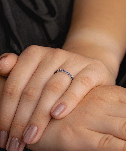 Baltā zelta gredzens ar safīriem - Goldinga