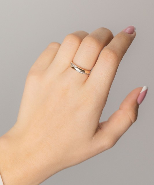 Zelta gredzens ar cirkonijiem - Goldinga