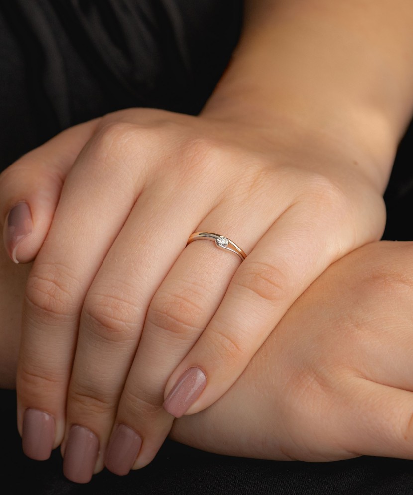 Золотое кольцо с алмазами