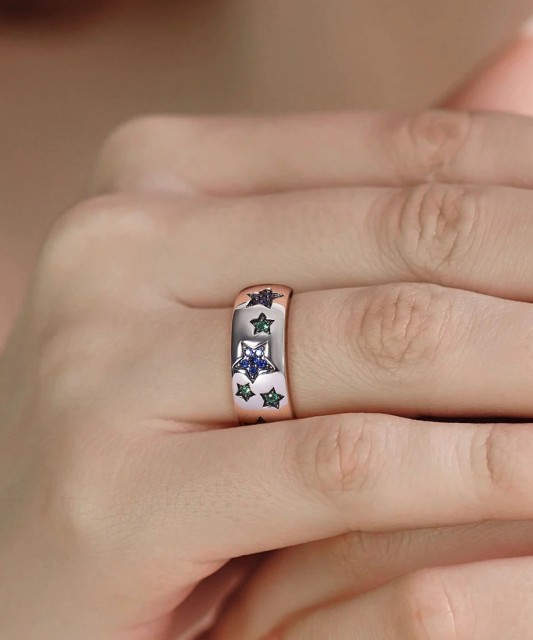 Sudraba gredzens ar spineļiem un nano safīru - Goldinga