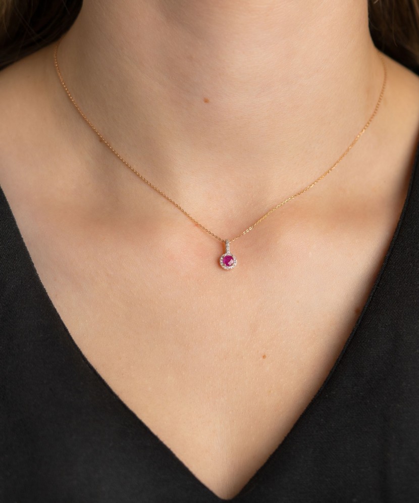 Zelta piekariņš ar rubīnu un dimantiem - Goldinga