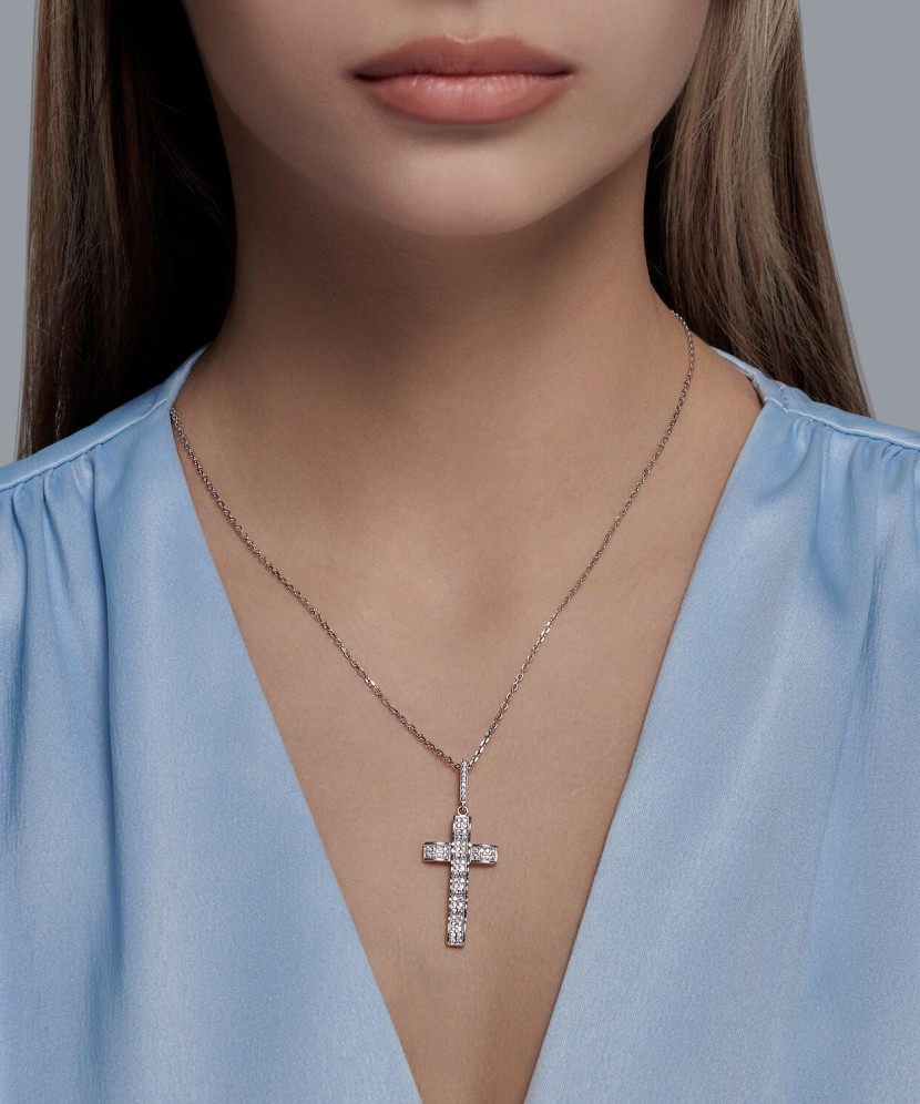 Sudraba piekariņš ar cirkonijiem "Krustiņš"