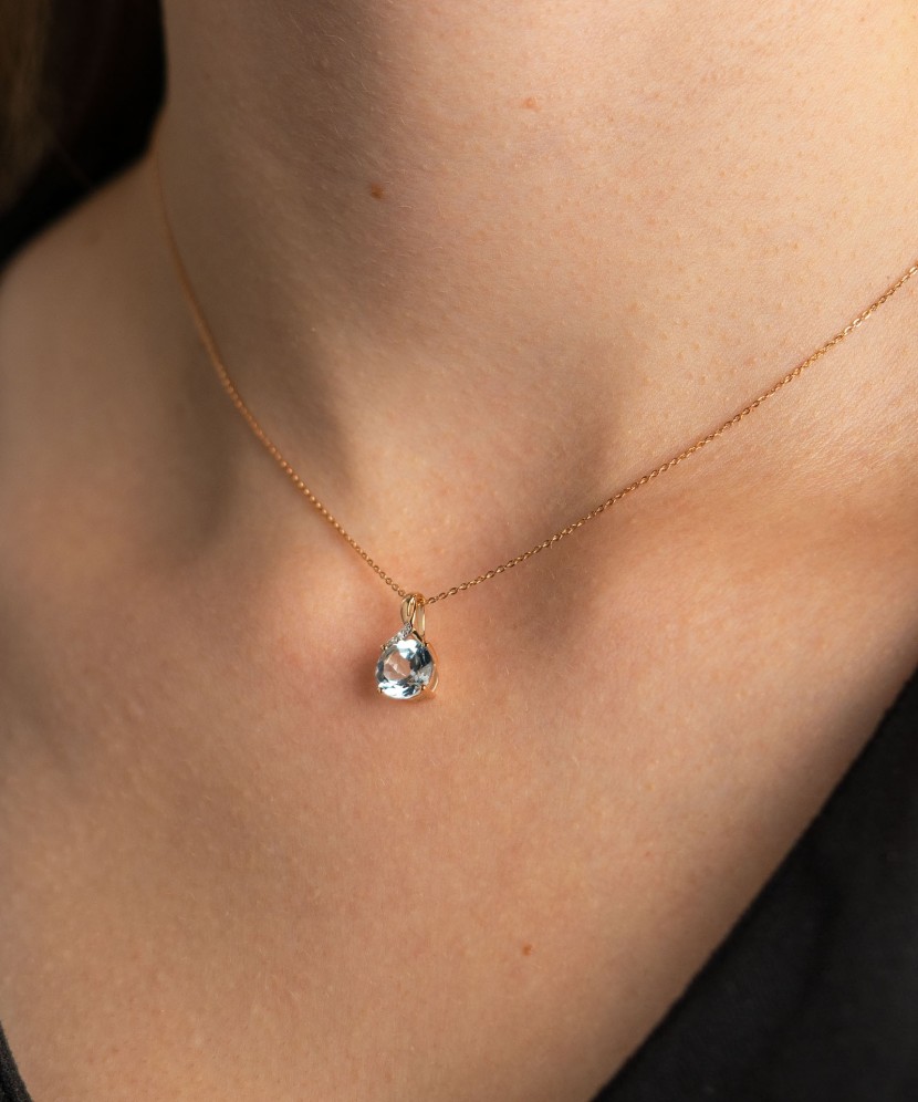 Zelta piekariņš ar topāzu un briljantiem - Goldinga