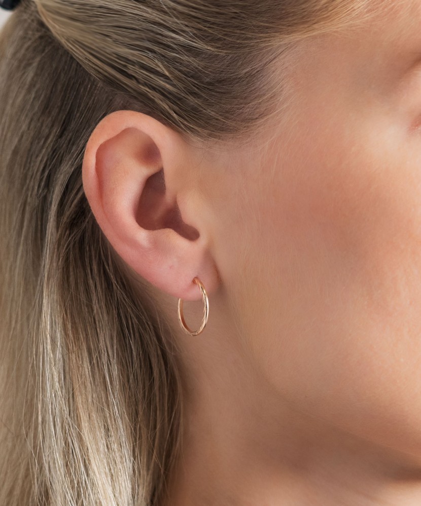 Золотые серьги конго (кольца) с гравировкой 18mm