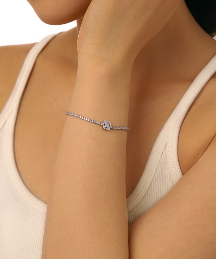 Sudraba rokassprādze ar cirkonijiem