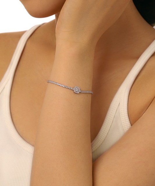 Sudraba rokassprādze ar cirkonijiem