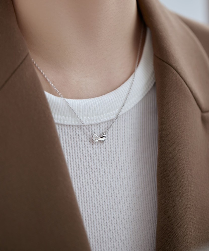 Sudraba ķēdīte ar piekariņu