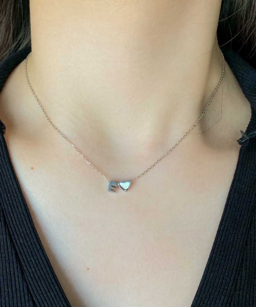 Sudraba Ķēdīte Ar Piekariņu E Burts