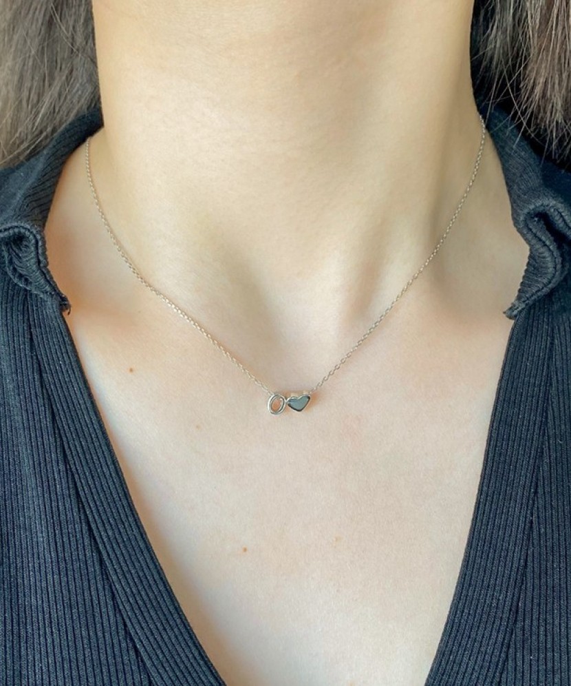 Sudraba ķēdīte ar piekariņu O burts