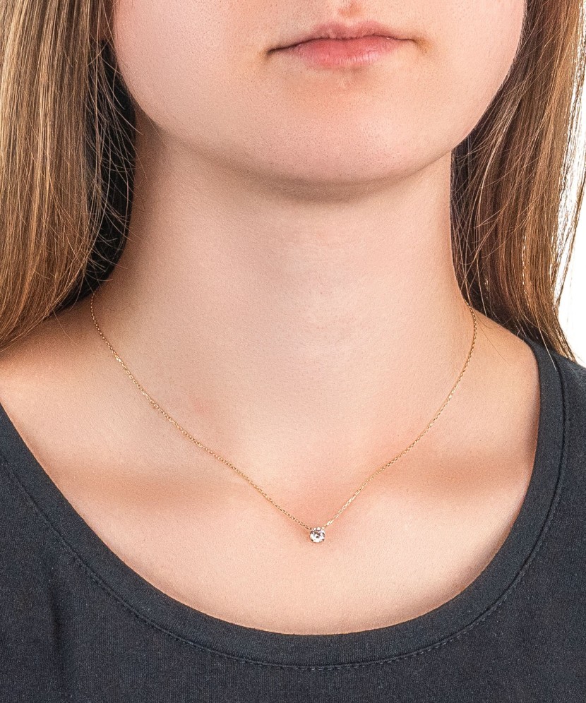 Zelta ķēdīte ar cirkonija piekariņu