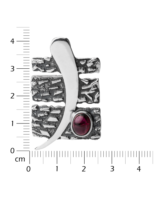 Серебряная подвеска с гранатом