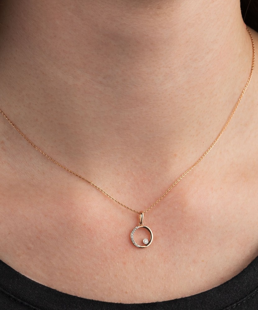 Zelta piekariņš ar briljantiem - Goldinga