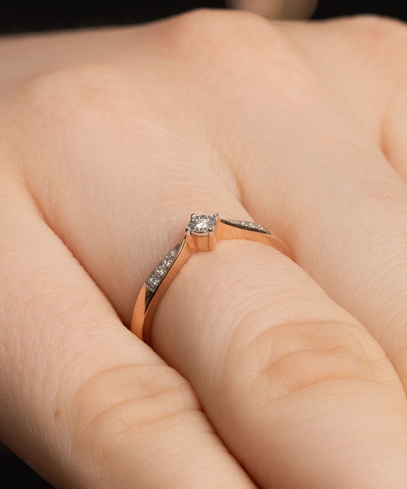 Zelta gredzens ar dimantiem - Goldinga