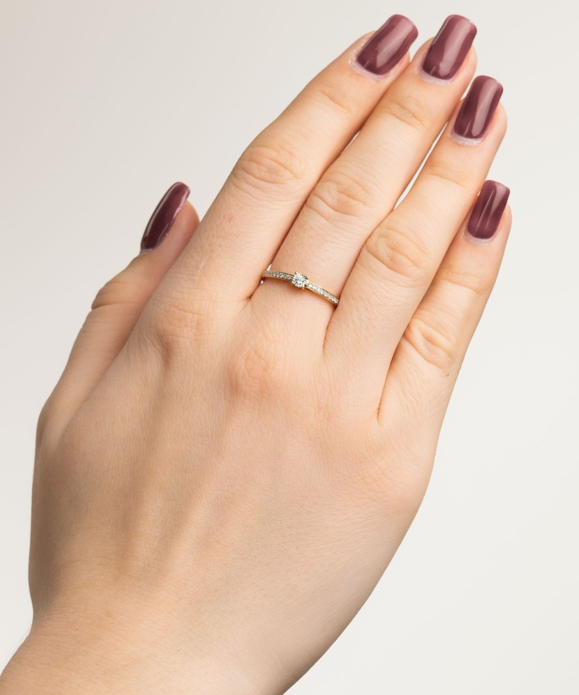 Dzeltena zelta gredzens ar dimantiem - Goldinga