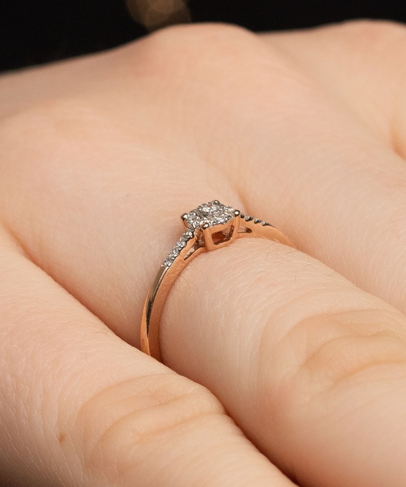 Zelta gredzens ar dimantiem - Goldinga