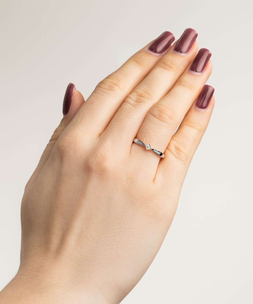 Baltā zelta gredzens ar dimantiem - Goldinga