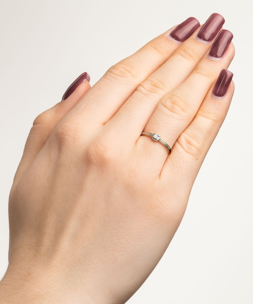 Dzeltena zelta gredzens ar dimantiem - Goldinga