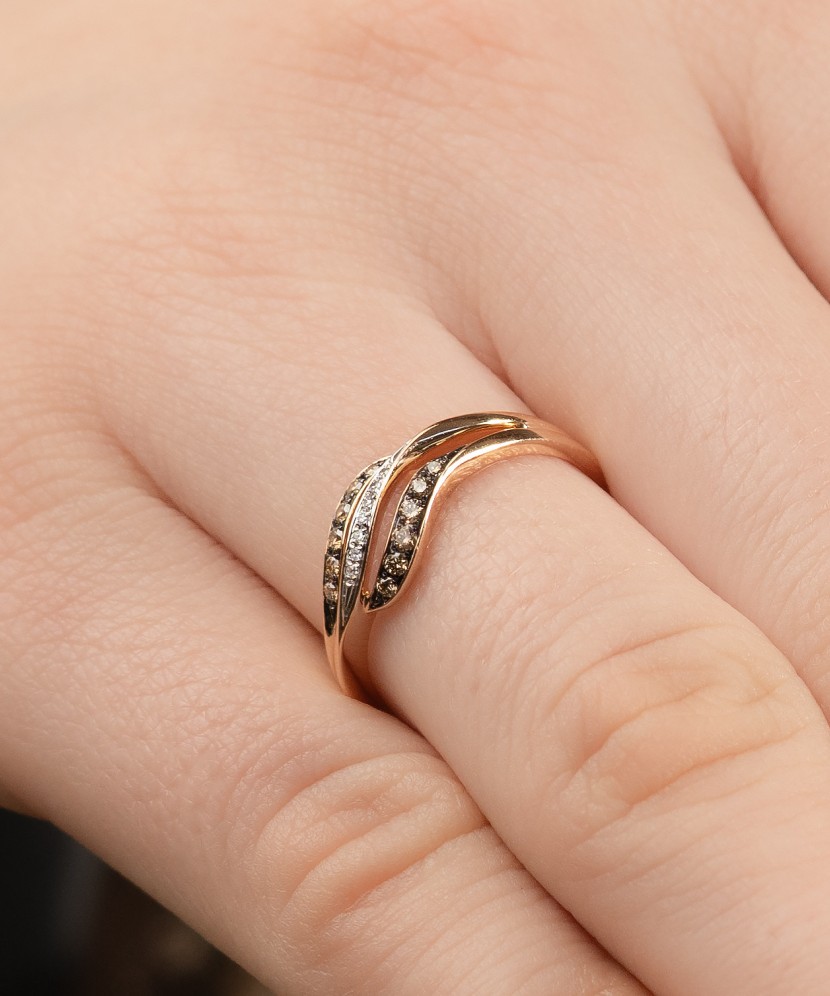 Золотое кольцо с алмазами