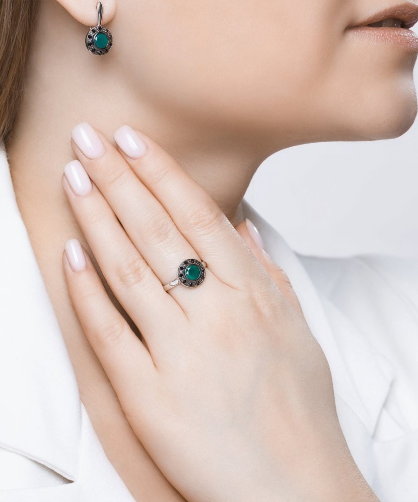 Sidabrinis žiedas su agatu ir cirkoniais - Sidabriniai žiedai - Goldinga