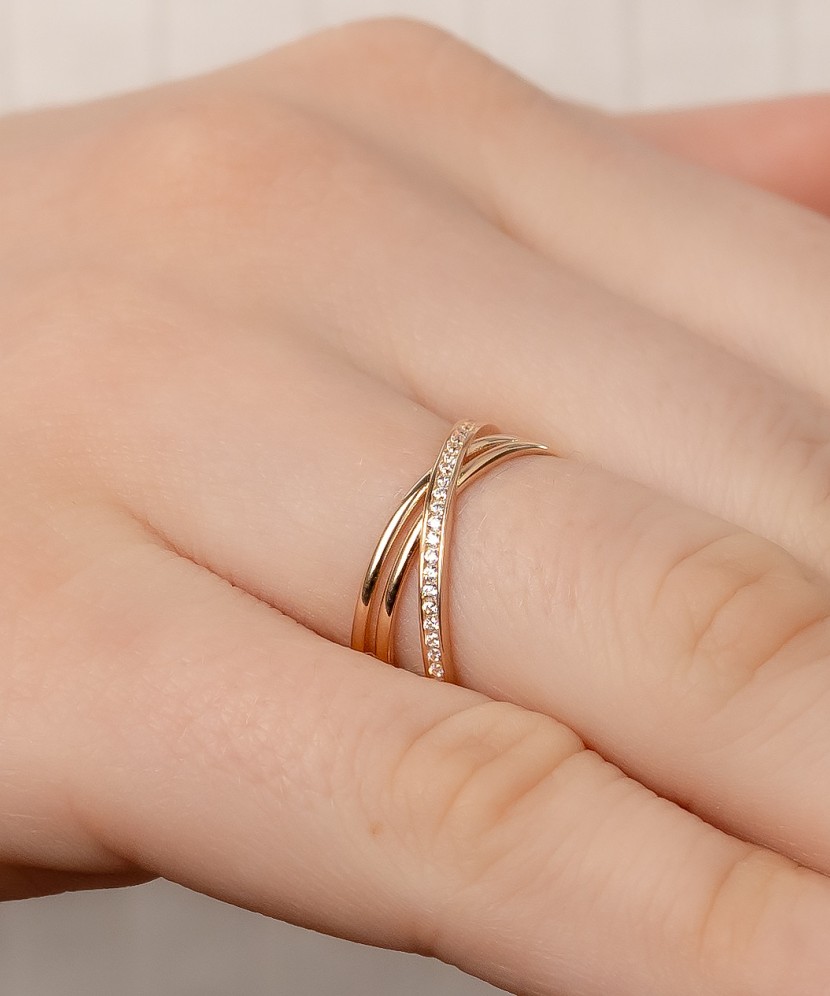 Золотое кольцо с цирконами