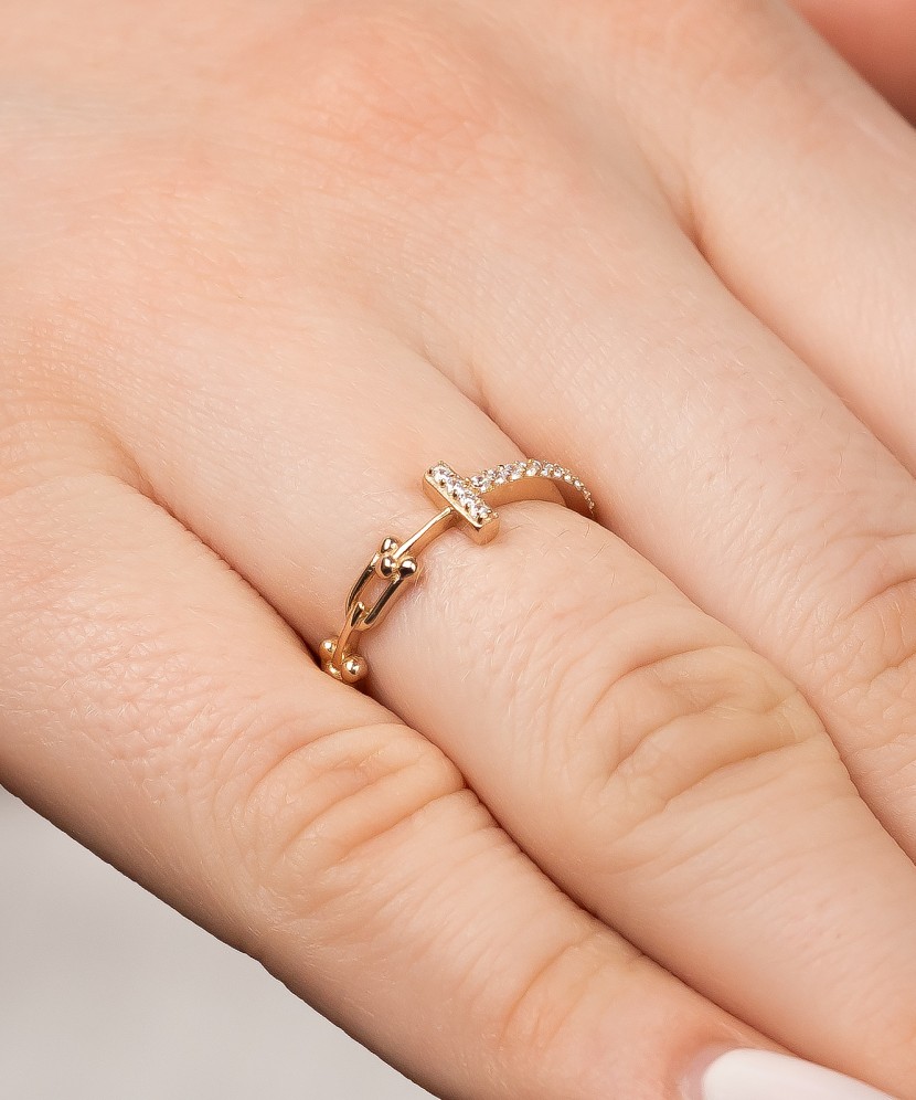 Zelta gredzens ar cirkonijiem