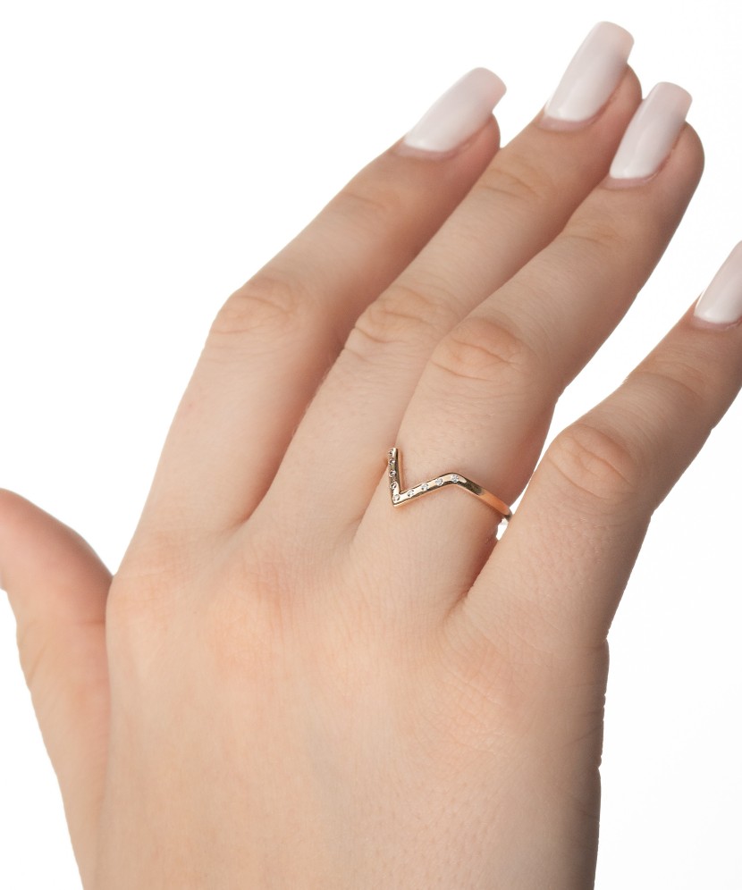 Zelta gredzens ar cirkonijiem