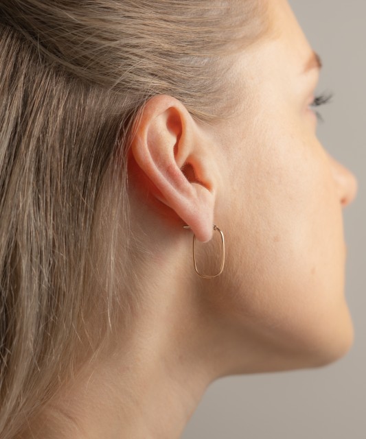 Золотые серьги