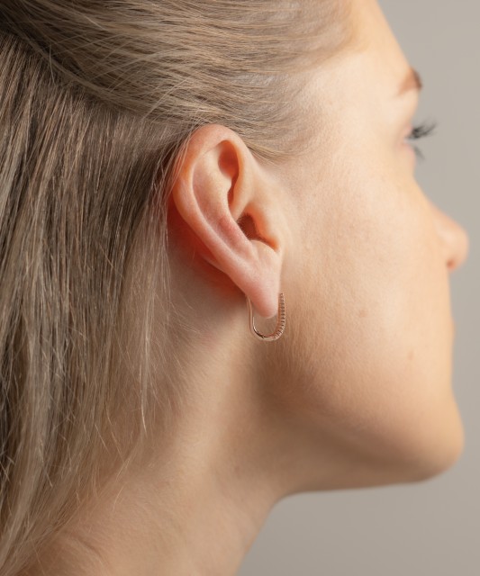 Золотые серьги с цирконами