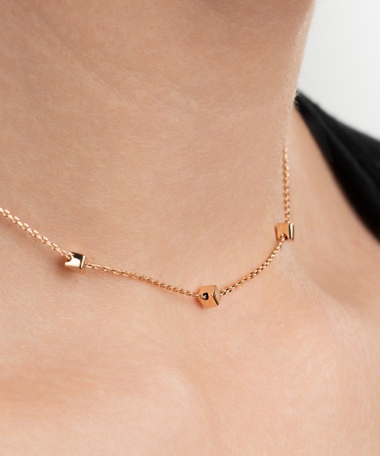 Zelta ķēdīte ar piekariņu